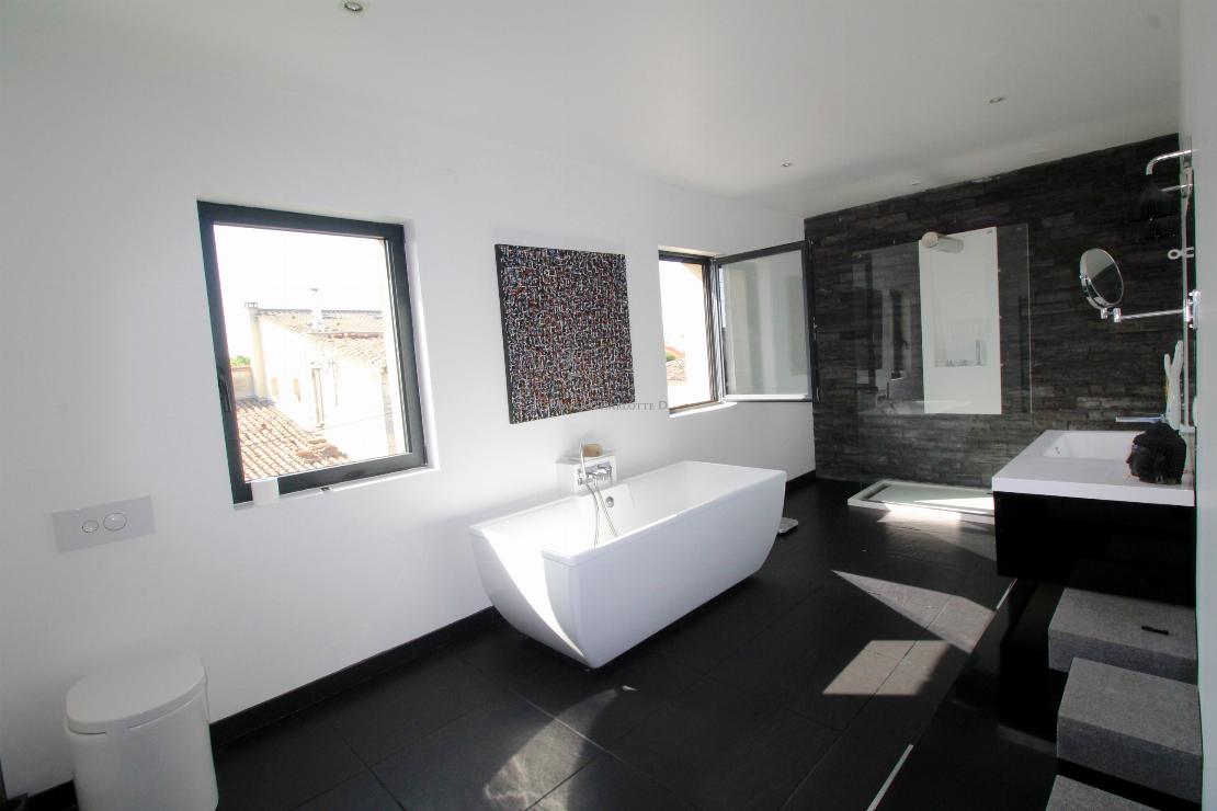 Maison en pierre le bouscat.13